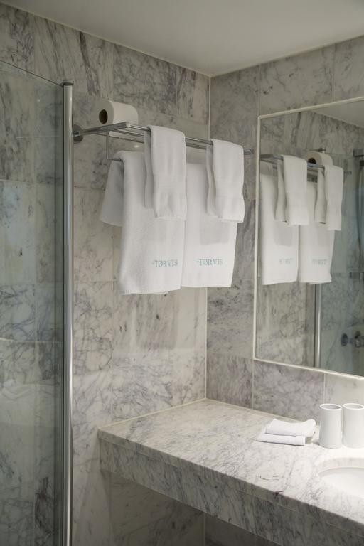 Torvis Hotel Luster Room photo